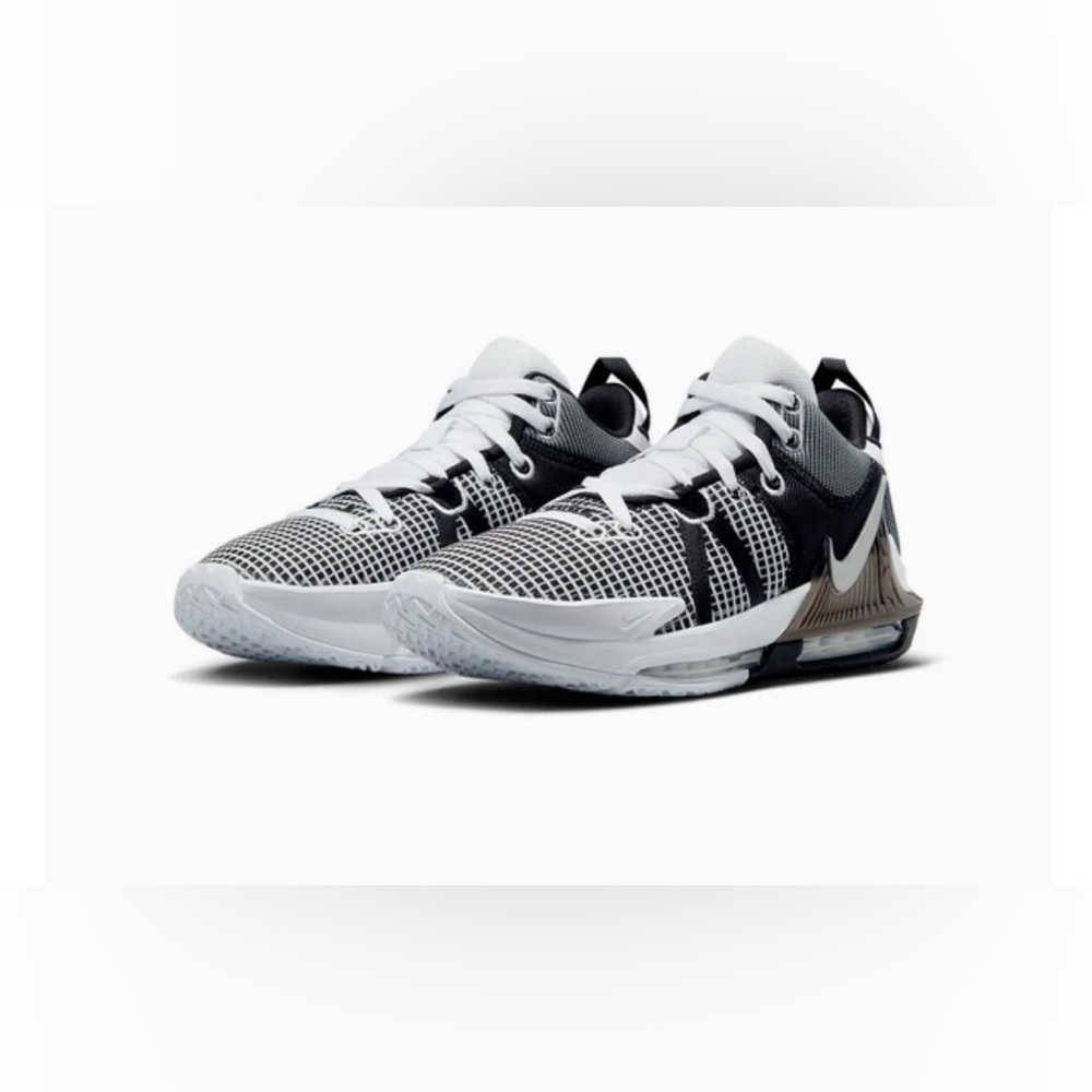 LEBRON Witness VII size 8 men’s basketball shoes.  Never worn outside.